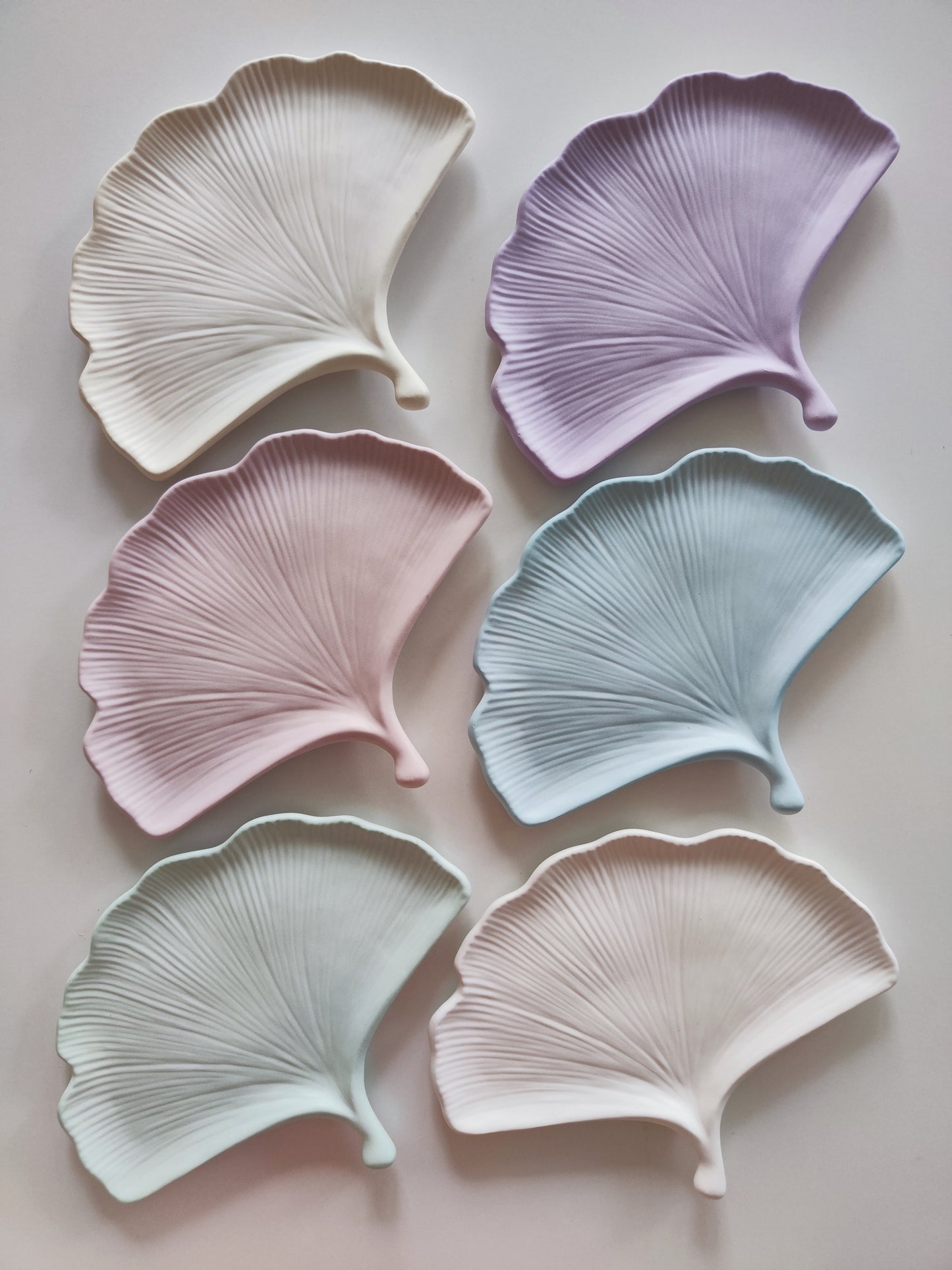 Pastel Gingko Leaf Trinket Tray