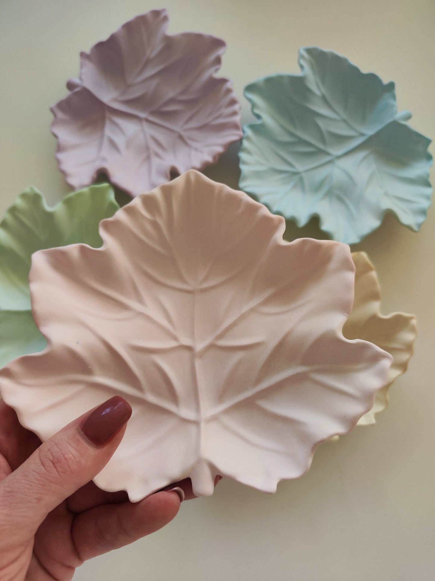 Pastel Leaf Trinket Tray